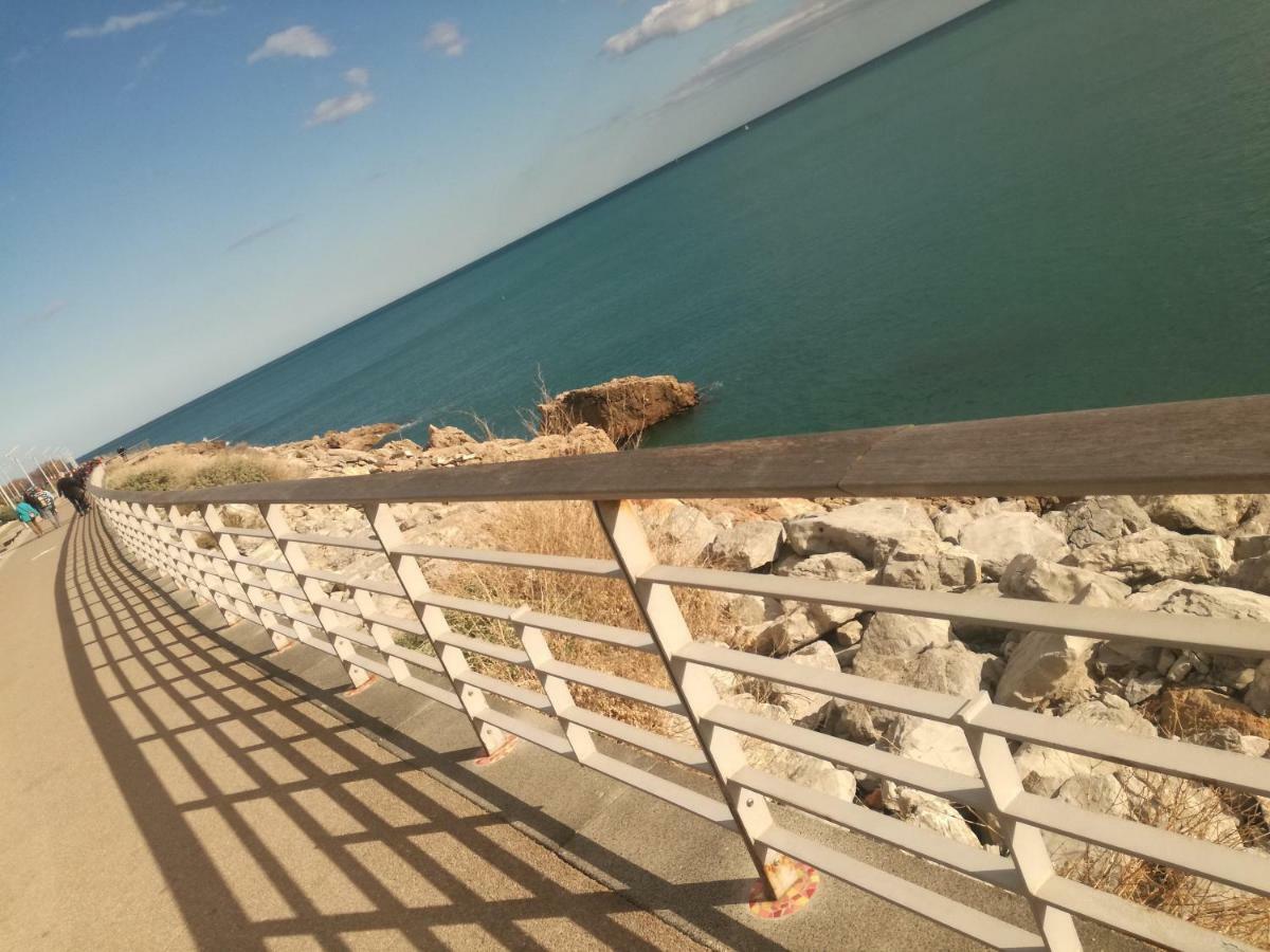 483 Chemin De Saint-Clair Apartment Сет Екстериор снимка